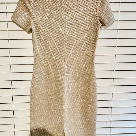 St. John Gorgeous asymmetrical collar dress size 2 - Picture 3 of 7